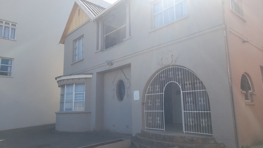 7 Bedroom Property for Sale in Quigney Eastern Cape